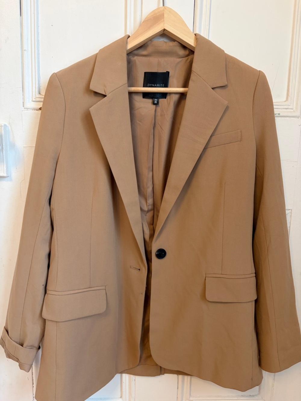 Dynamite Tan Single-Button Tailored Blazer